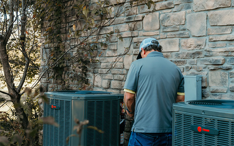 Freyaldenhoven tech working on heat pumps